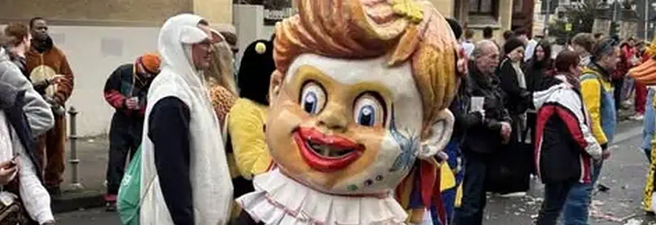 Die AZ, Johanna &amp; Julia